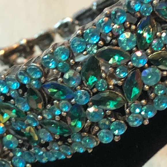 Aurora Borealis Bracelet - Picture 2 of 7